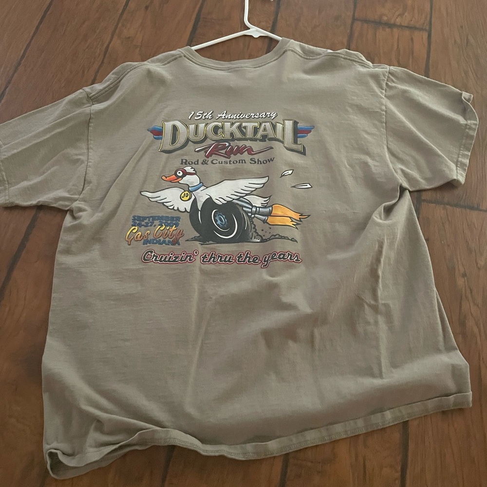 Duck tail shirt short sleeve